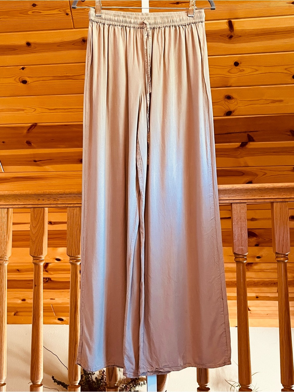 Nasty Gal Women's Flowy Wide-Leg Neutral Tan Drawstring Lounge Pants Size 4